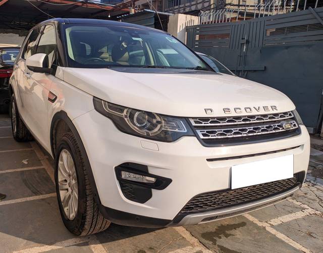https://images10.gaadi.com/usedcar_image/3669631/original/processed_img2914056__used_car_2914056_1699841830.jpg?imwidth=6400