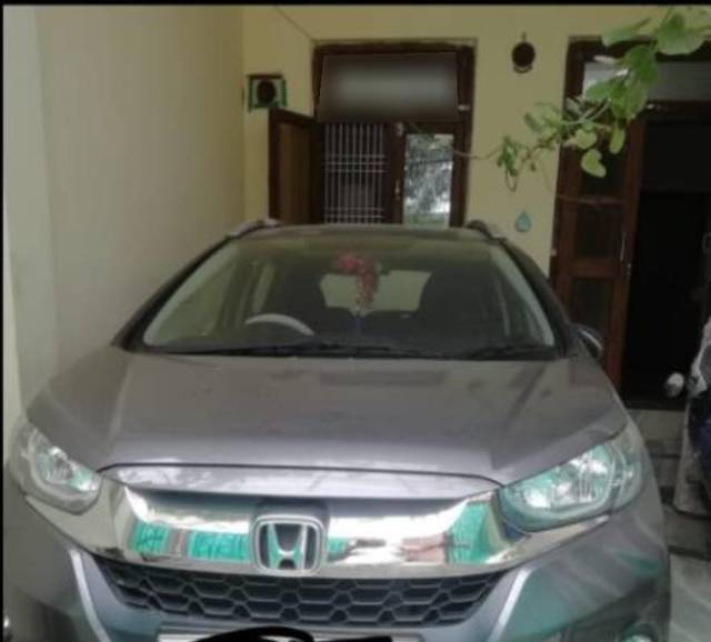 https://images10.gaadi.com/usedcar_image/3669674/original/processed_d5c910f9-c856-42ec-b9a5-97cf044be618.jpg?imwidth=6400