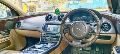 Jaguar XJ 3.0L Premium Luxury LWB Jaguar XJ 3.0L Premium Luxury LWB