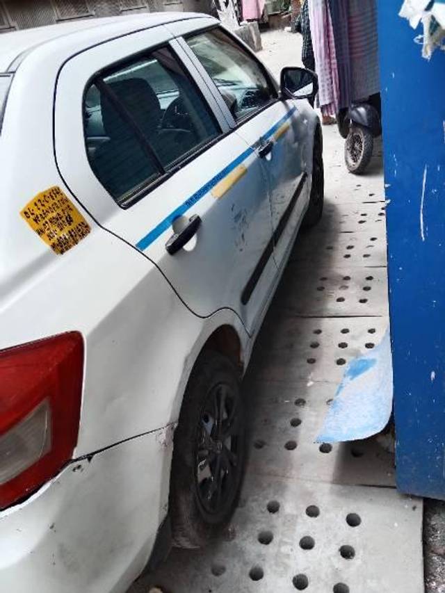 https://images10.gaadi.com/usedcar_image/3670077/original/processed_b06b635b-08e1-4810-99d2-555c720b649f.jpg?imwidth=6402