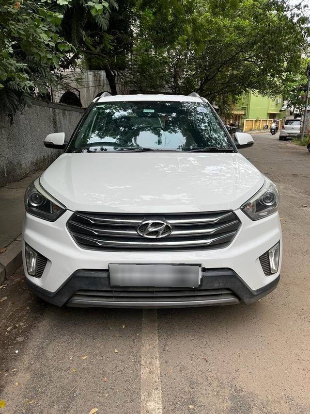 https://images10.gaadi.com/usedcar_image/3670138/original/processed_img2914198__used_car_2914198_1699867879.jpg?imwidth=6400