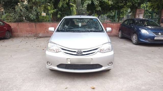 https://images10.gaadi.com/usedcar_image/3670460/original/06__VCC_1815540_94_1699274970.jpg?imwidth=6400