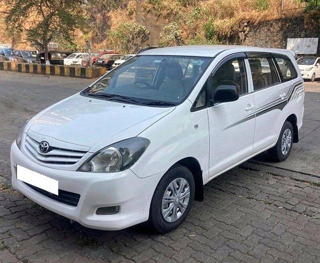 https://images10.gaadi.com/usedcar_image/3670733/original/processed_img2914363__used_car_2914363_1699895049.jpeg?imwidth=6401