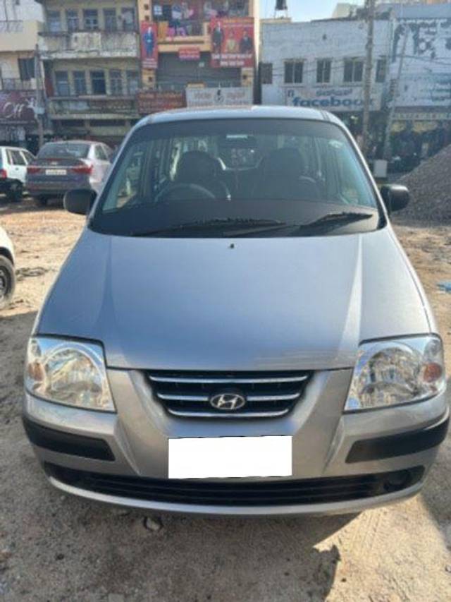 https://images10.gaadi.com/usedcar_image/3670820/original/processed_7c5cb469-d4af-43ae-b951-7332e212b60b.jpeg?imwidth=6402