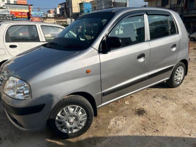 https://images10.gaadi.com/usedcar_image/3670820/original/processed_eec5fd1e-7994-418d-a5f5-5877f67387b1.jpeg?imwidth=6400