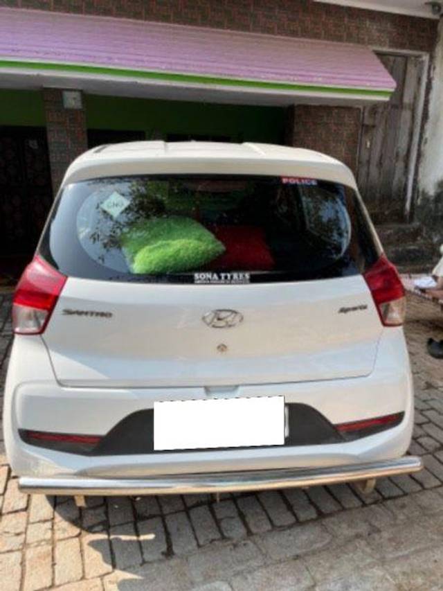 https://images10.gaadi.com/usedcar_image/3670885/original/processed_77372f27-e42d-4195-9112-ffe46231f516.jpeg?imwidth=6401