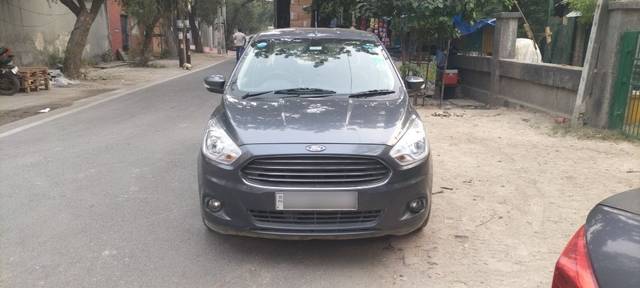 https://images10.gaadi.com/usedcar_image/3670990/original/06__VCC_1815606_94_1699329592.jpg?imwidth=6400
