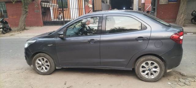 https://images10.gaadi.com/usedcar_image/3670990/original/06__VCC_IMG_1699269112761_1815606_95_1699269861.jpg?imwidth=6401