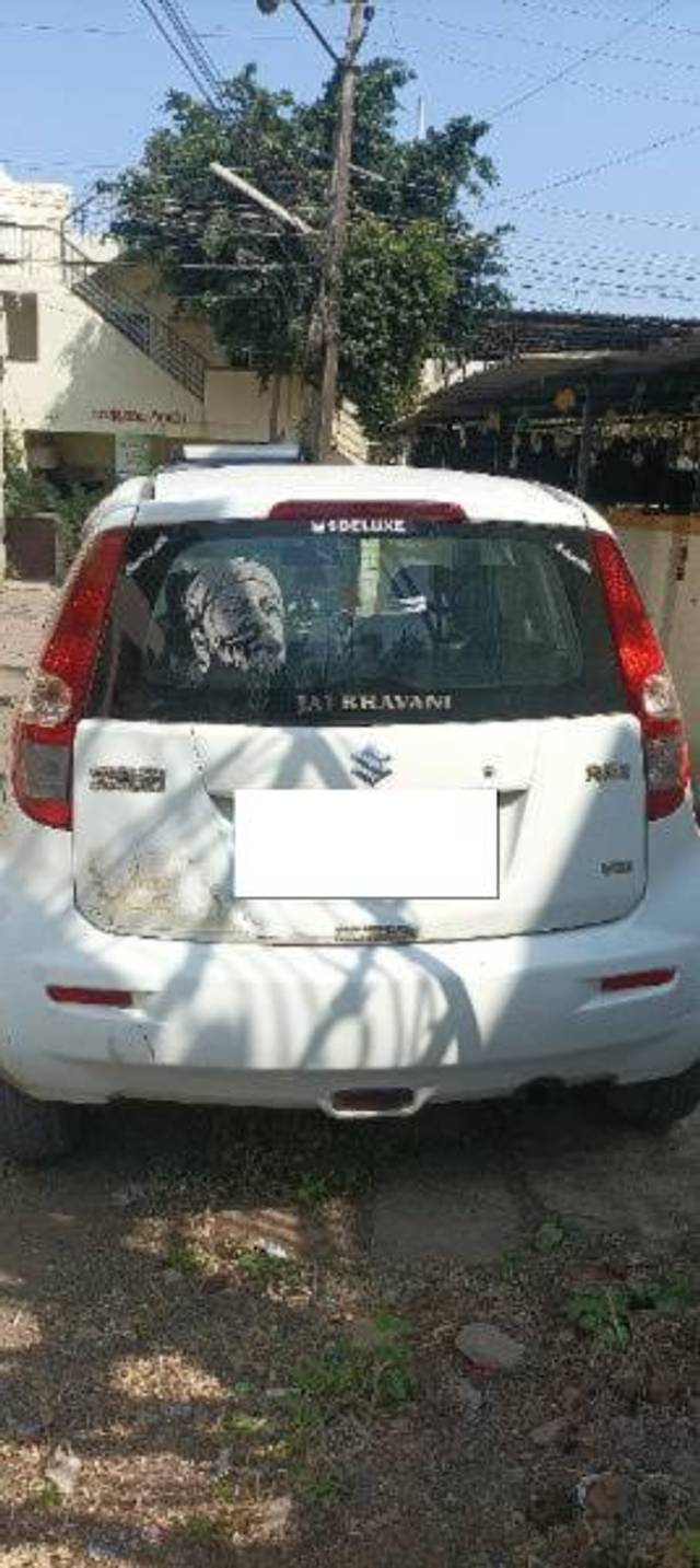 https://images10.gaadi.com/usedcar_image/3671004/original/processed_e4421e91-9010-4bf1-844e-53a53481faef.jpg?imwidth=6401