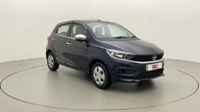 https://images10.gaadi.com/usedcar_image/3671042/original/58f2e4da-18b1-4687-8217-3f23fe213596__42.jpg?imwidth=6400