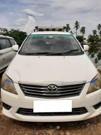 Toyota Innova 2.5 G (Diesel) 8 Seater Toyota Innova 2.5 G (Diesel) 8 Seater