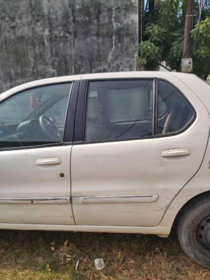 Tata Indigo LX Tata Indigo LX