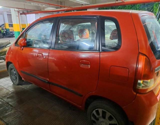 https://images10.gaadi.com/usedcar_image/3671291/original/processed_5ebd9a38-c385-4864-93d1-e79d1b54c822.jpeg?imwidth=6400