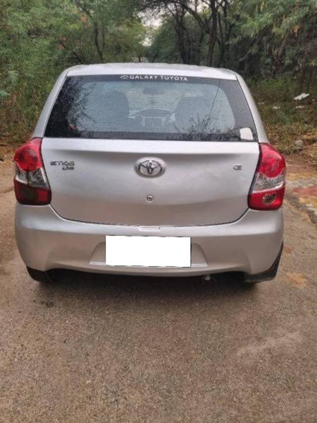 https://images10.gaadi.com/usedcar_image/3671292/original/processed_d95e79df-f148-4e5f-ad77-53e7f23e4f52.jpg?imwidth=6402