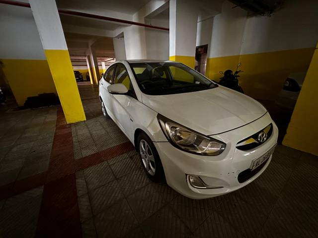 https://images10.gaadi.com/usedcar_image/3671341/original/processed_9092929e-0e8f-46f7-8595-27d062794b51.jpg?imwidth=6400