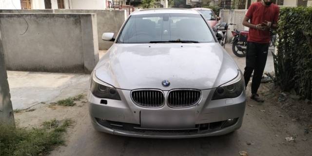 https://images10.gaadi.com/usedcar_image/3671437/original/07__VCC_1816050_94_1699343063.jpg?imwidth=6400