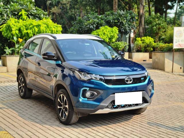 https://images10.gaadi.com/usedcar_image/3671550/original/processed_img2914624__used_car_2914624_1699953918.jpg?imwidth=6401