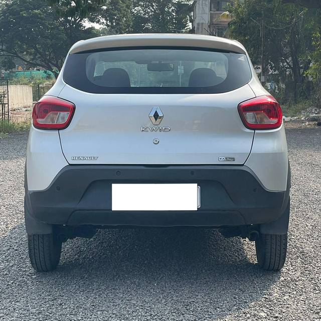 https://images10.gaadi.com/usedcar_image/3671555/original/processed_img2914627__used_car_2914627_1700131187.jpg?imwidth=6402