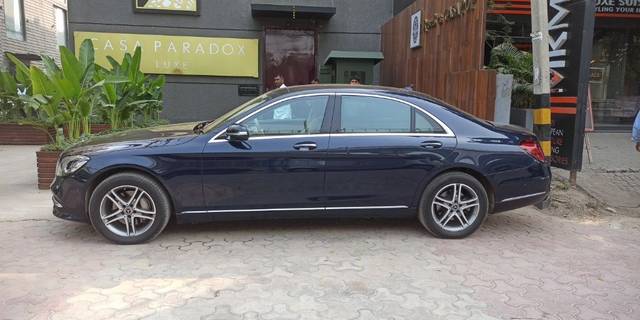 https://images10.gaadi.com/usedcar_image/3671570/original/07__VCC_IMG_1699343634407_1816107_95_1699344592.jpg?imwidth=6402