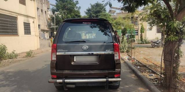 https://images10.gaadi.com/usedcar_image/3671576/original/07__VCC_1816126_96_1699347387.jpg?imwidth=6402