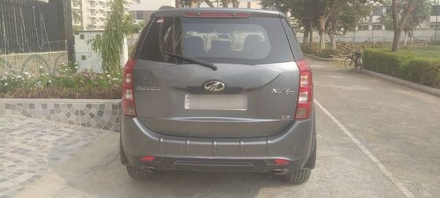 https://images10.gaadi.com/usedcar_image/3671672/original/07__VCC_1816137_96_1699349565.jpg?imwidth=6402