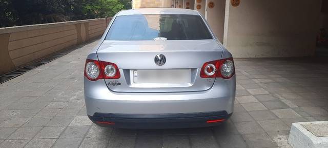 https://images10.gaadi.com/usedcar_image/3671680/original/07__VCC_1816108_96_1699350438.jpg?imwidth=6402