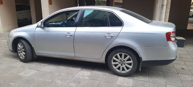 https://images10.gaadi.com/usedcar_image/3671680/original/07__VCC_IMG_1699345246516_1816108_95_1699346032.jpg?imwidth=6401