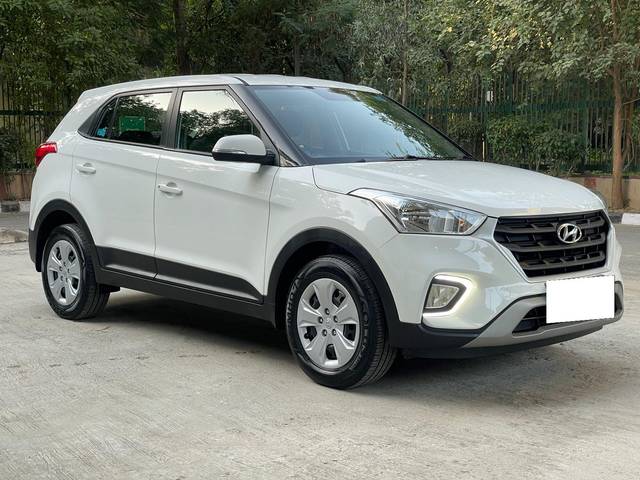 https://images10.gaadi.com/usedcar_image/3671723/original/processed_img2914705__used_car_2914705_1699959584.jpg?imwidth=6400