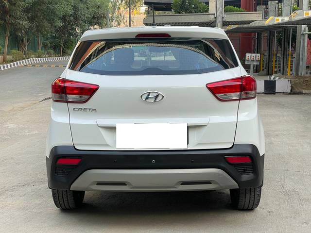 https://images10.gaadi.com/usedcar_image/3671723/original/processed_img2914705__used_car_2914705_1699959592.jpg?imwidth=6402