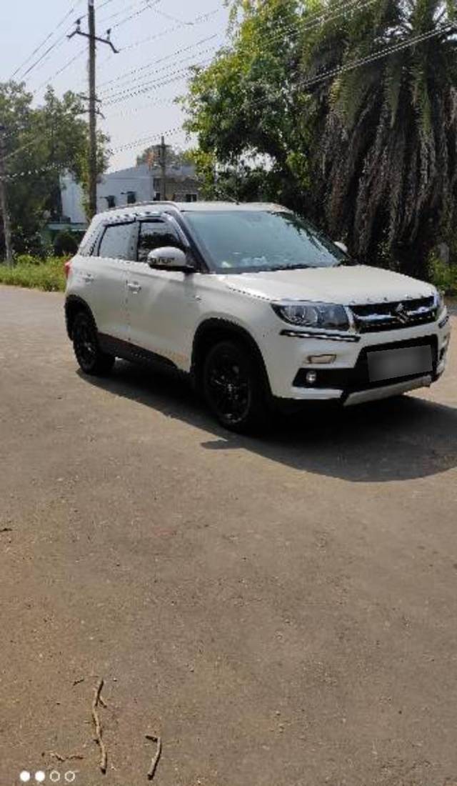 https://images10.gaadi.com/usedcar_image/3671743/original/processed_f027e7e7-2bb2-42bd-b133-a9d5a8528cd7.jpg?imwidth=6400