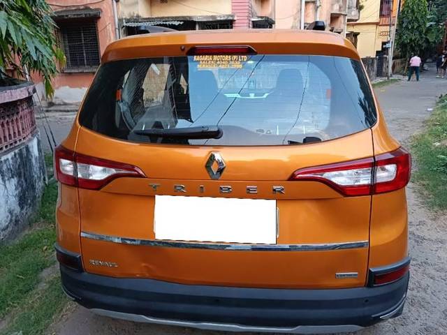 https://images10.gaadi.com/usedcar_image/3671790/original/processed_6826c4be-b21d-4ecb-b60a-9188fc71f96e.jpg?imwidth=6401