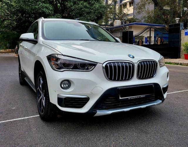 https://images10.gaadi.com/usedcar_image/3671843/original/processed_img2914749__used_car_2914749_1699963286.jpg?imwidth=6400