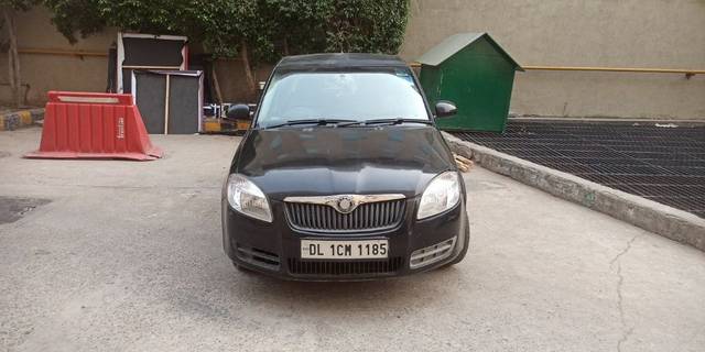 https://images10.gaadi.com/usedcar_image/3671886/original/07__VCC_IMG_1699351335640_1816301_94_1699351870.jpg?imwidth=6401
