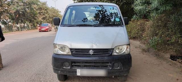 https://images10.gaadi.com/usedcar_image/3671900/original/07__VCC_1816215_94_1699356032.jpg?imwidth=6400