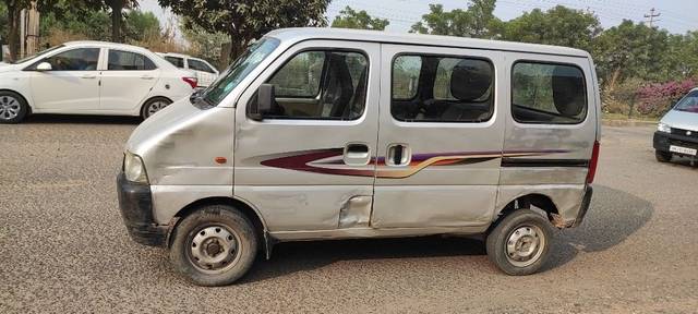 https://images10.gaadi.com/usedcar_image/3671900/original/07__VCC_IMG_1699350695265_1816215_95_1699350959.jpg?imwidth=6401