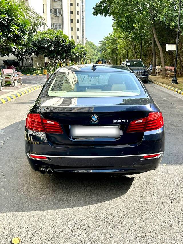 https://images10.gaadi.com/usedcar_image/3671903/original/processed_img2914784__used_car_2914784_1699965171.jpg?imwidth=6402