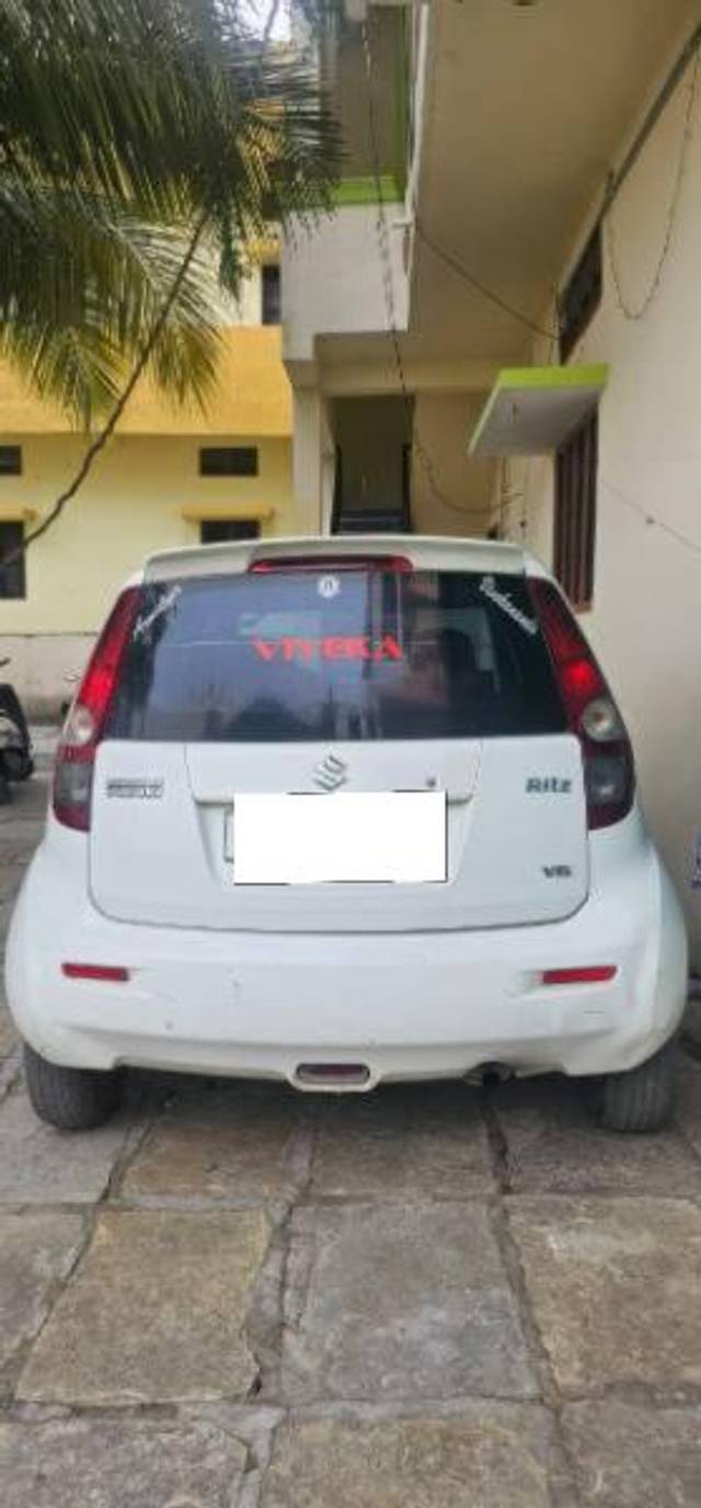 https://images10.gaadi.com/usedcar_image/3671965/original/processed_fd6f213f-37f9-4c17-ae8c-ef6ae7ad60fb.jpg?imwidth=6401