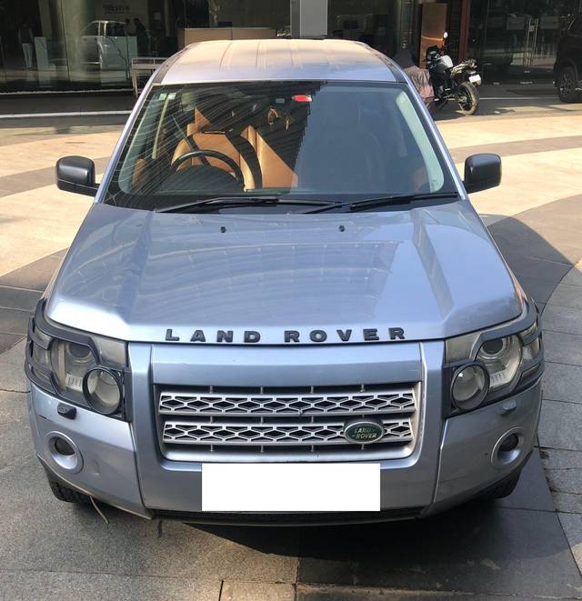 https://images10.gaadi.com/usedcar_image/3672108/original/processed_img2914866__usedcar_a274e95f_e9c5_4511_a500_f20ce20a5bde_5731699971510_1699971514.jpg?imwidth=6400