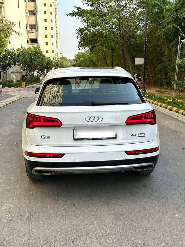 https://images10.gaadi.com/usedcar_image/3672248/original/processed_img2914883__used_car_2914883_1699979887.jpg?imwidth=6402