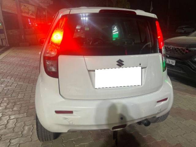 https://images10.gaadi.com/usedcar_image/3672473/original/processed_bf174786-a43d-485b-b2cb-af9e30e7c4bd.jpeg?imwidth=6401