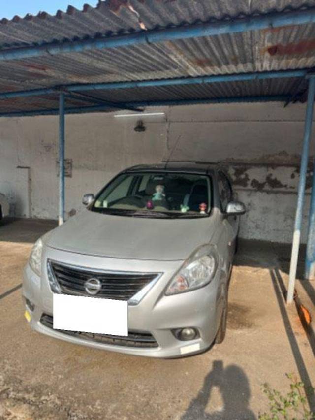 https://images10.gaadi.com/usedcar_image/3672506/original/processed_a304e8f1-124d-475d-941d-0c3473e399ba.jpeg?imwidth=6400