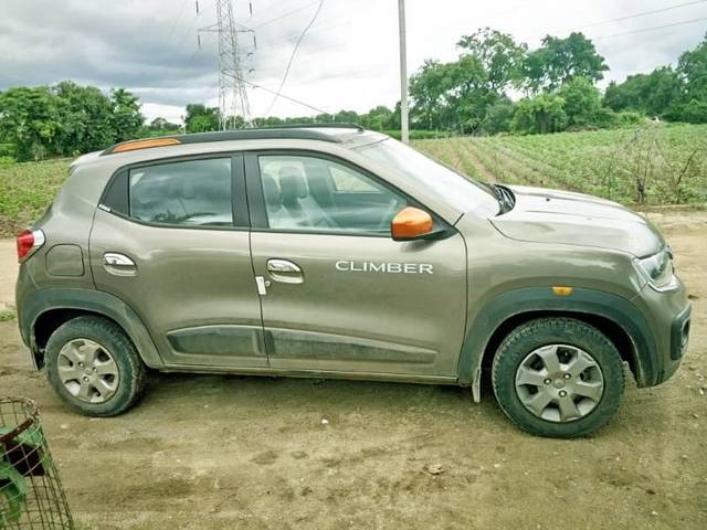 https://images10.gaadi.com/usedcar_image/3672683/original/processed_cae71572-04f3-43e0-9403-9fa684e89529.jpg?imwidth=6401
