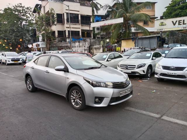 https://images10.gaadi.com/usedcar_image/3672758/original/processed_img2914977__used_car_2914977_1700056343.jpg?imwidth=6400