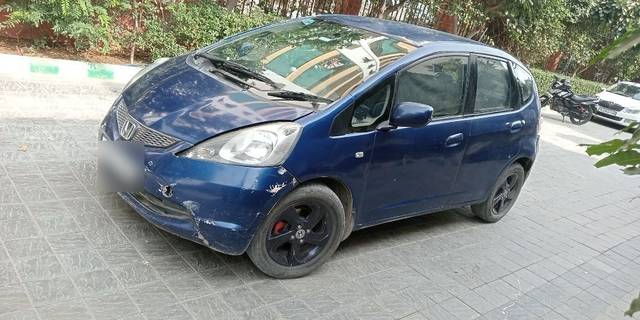 https://images10.gaadi.com/usedcar_image/3672800/original/08__VCC_1816560_95_1699425356.jpg?imwidth=6402