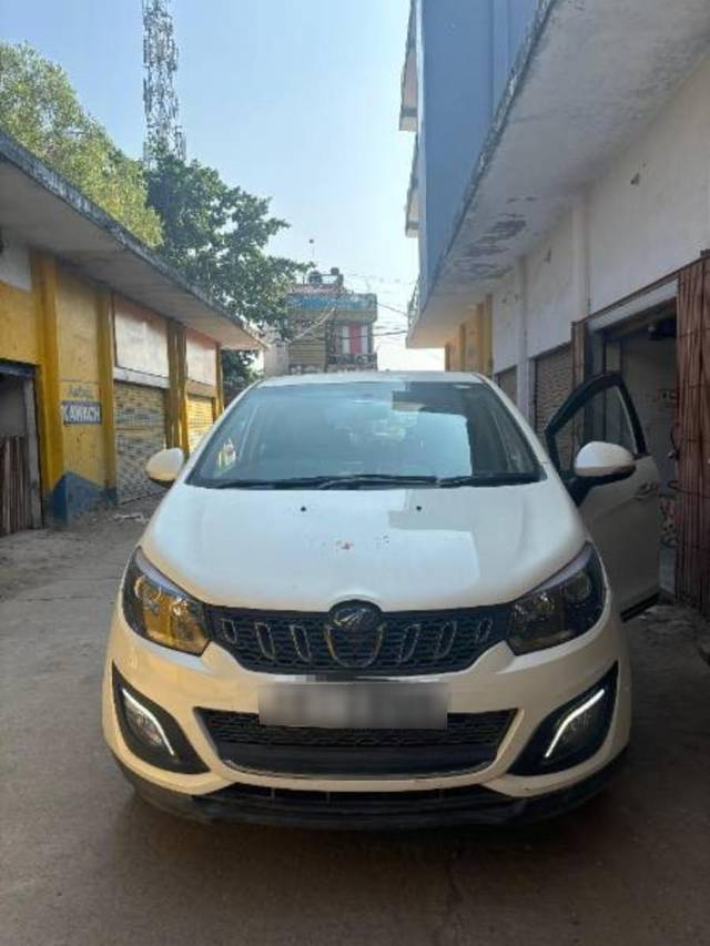 https://images10.gaadi.com/usedcar_image/3672841/original/processed_0f83a67f-780c-4eb4-84c9-e3aee20e2659.jpg?imwidth=6402