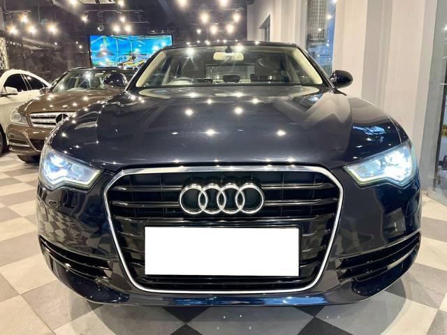https://images10.gaadi.com/usedcar_image/3672941/original/processed_img2915060__used_car_2915060_1700038776.jpg?imwidth=6402