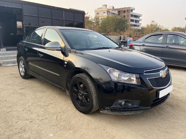 https://images10.gaadi.com/usedcar_image/3673318/original/img2915255__usedcar_2_2021700052980_1700053019.jpg?imwidth=6400