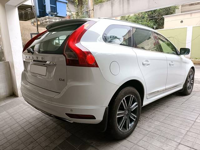 https://images10.gaadi.com/usedcar_image/3673328/original/processed_img2915260__usedcar_img20220327172519_2021700053637_1700053685.jpg?imwidth=6401