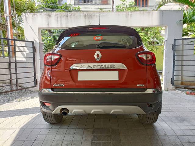 https://images10.gaadi.com/usedcar_image/3673385/original/processed_img2915303__usedcar_img20230928142756_2021700054930_1700055029.jpg?imwidth=6401