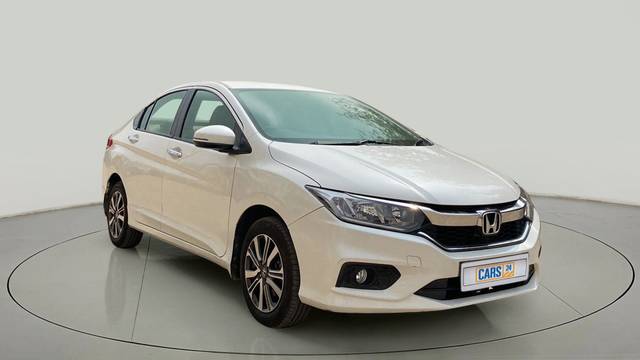 https://images10.gaadi.com/usedcar_image/3673411/original/slot__1-7-Exterior-10414858745-94a8960b123c4418bffc94a03aef0b0f-Exterior-7.jpg?imwidth=6400